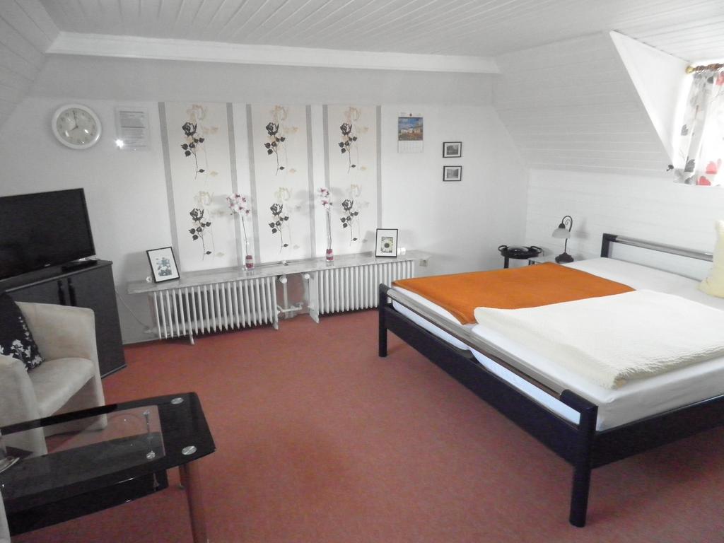 Villa Zur Schoenen Aussicht Bad Salzuflen Pokoj fotografie
